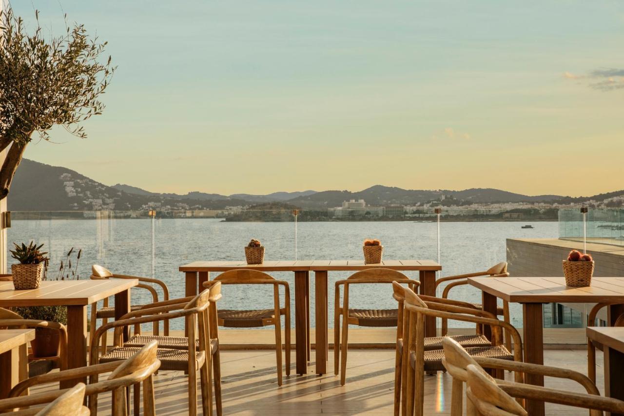 Me Ibiza - The Leading Hotels Of The World Santa Eularia des Riu Exterior foto