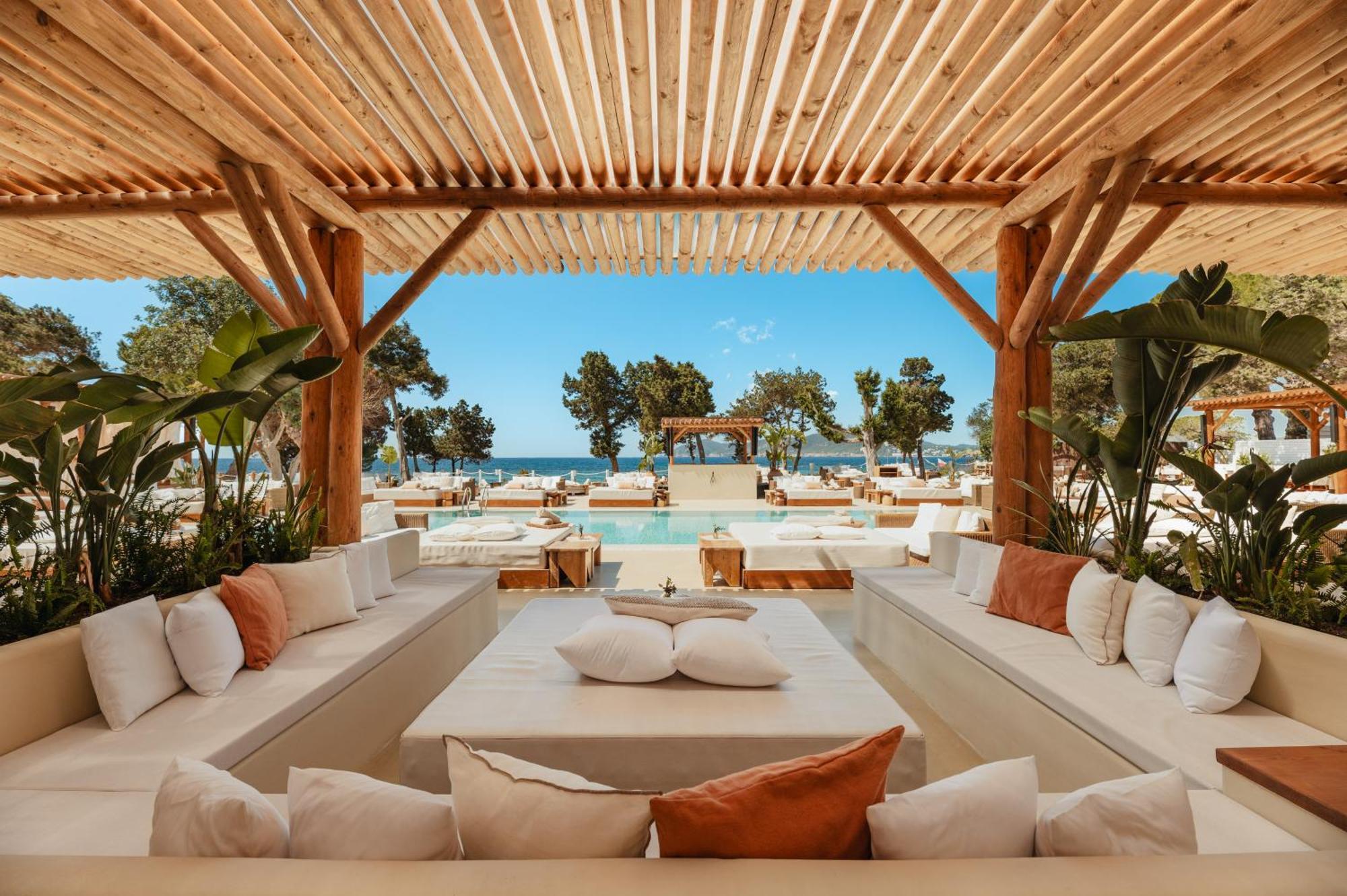 Me Ibiza - The Leading Hotels Of The World Santa Eularia des Riu Exterior foto