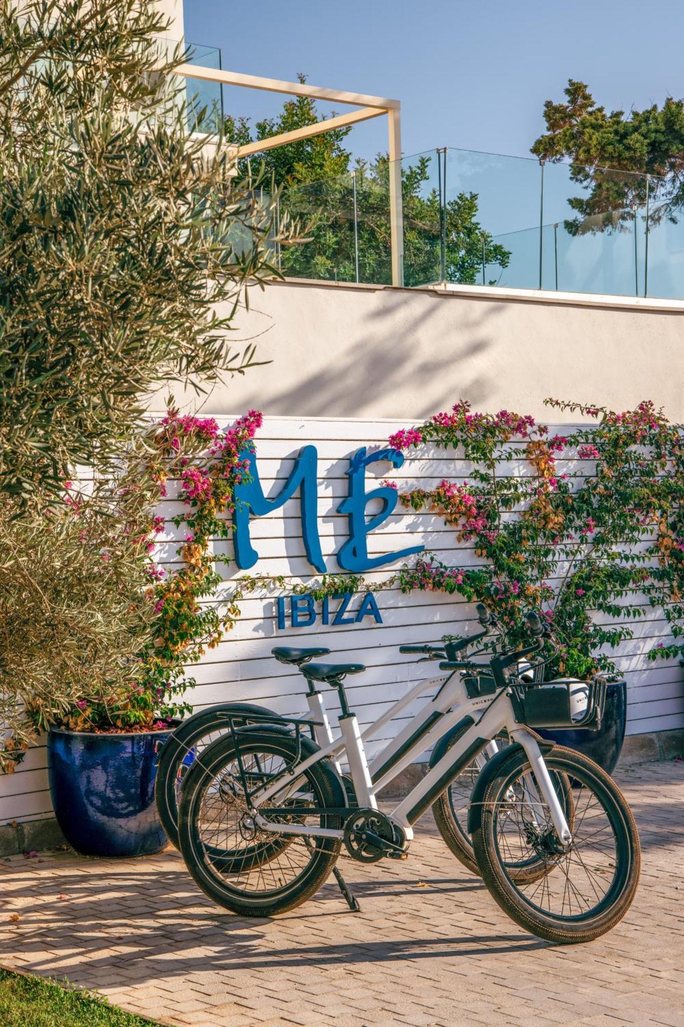 Me Ibiza - The Leading Hotels Of The World Santa Eularia des Riu Exterior foto