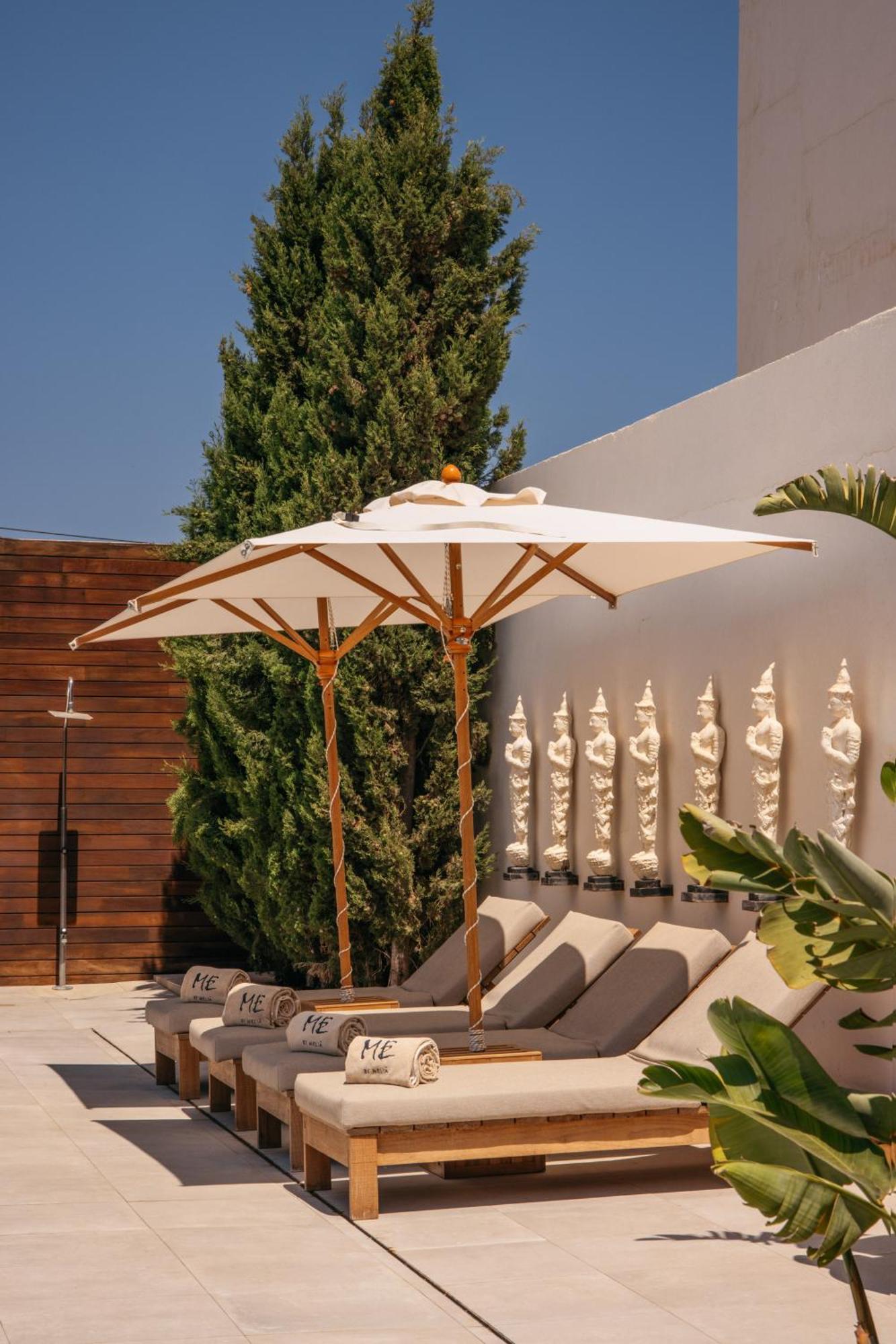 Me Ibiza - The Leading Hotels Of The World Santa Eularia des Riu Exterior foto
